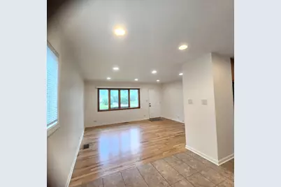 208 Albert Terrace, Wheeling, IL 60090 - Photo 12