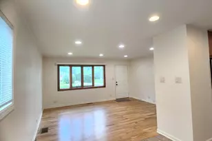 208 Albert Terrace, Wheeling, IL 60090 - Photo 12