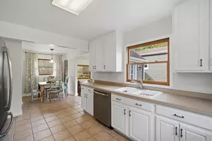 1010 Sunnyside Ave, Wauconda, IL 60084 - Photo 12