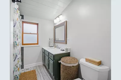 1010 Sunnyside Avenue, Wauconda, IL 60084 - Photo 20