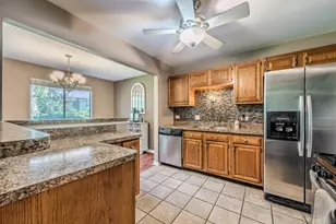 22 Superior Ct, Schaumburg, IL 60193 - Photo 18