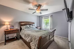 22 Superior Ct, Schaumburg, IL 60193 - Photo 20