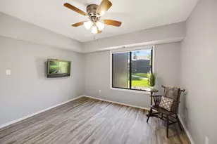740 Saint Andrews Ln, Crystal Lake, IL 60014 - Photo 16