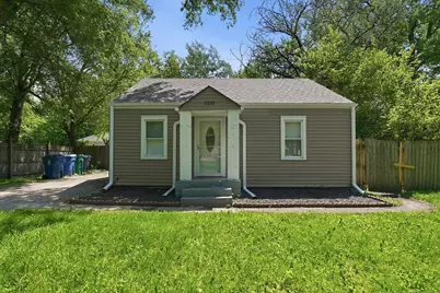 1235 River Drive, Calumet City, IL 60409 - Photo 1