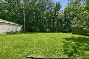 1235 River Dr, Calumet City, IL 60409 - Photo 22