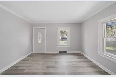 1235 River Drive, Calumet City, IL 60409 - Photo 2