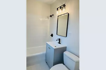 8944 Kilpatrick Avenue #3, Skokie, IL 60076 - Photo 10