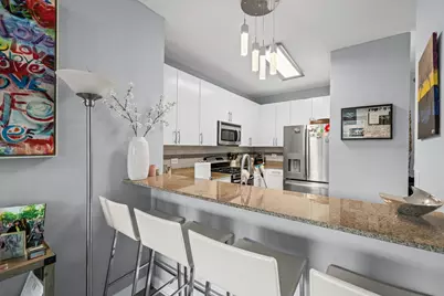 757 N Orleans Street #710, Chicago, IL 60654 - Photo 12
