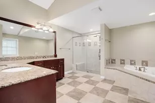 2S560 Seneca Dr, Wheaton, IL 60189 - Photo 22