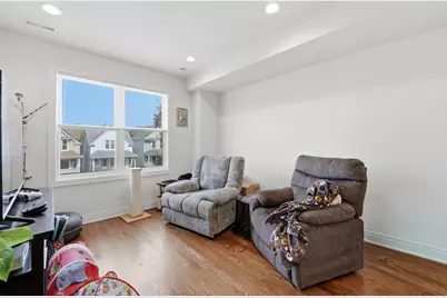 2342 N Lawndale Avenue, Chicago, IL 60647 - Photo 16
