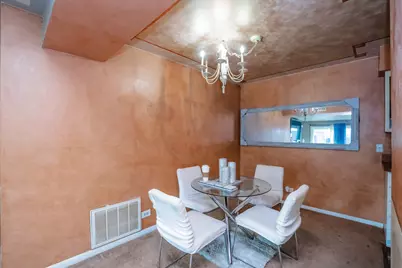 4917 W 109th Street #301, Oak Lawn, IL 60453 - Photo 6