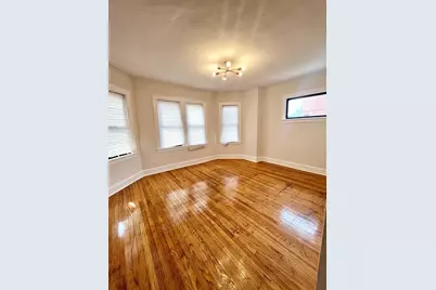 1327 N Lorel Avenue #2W, Chicago, IL 60651 - Photo 2