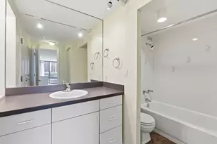 1221 N Dearborn St, Chicago, IL 60610 - Photo 12
