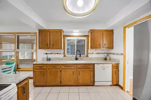 2307 Flossmoor Rd, Flossmoor, IL 60422 - Photo 8