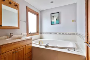 5451 N Lynch Ave, Chicago, IL 60630 - Photo 12