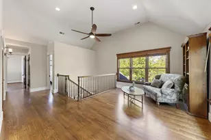 339 8th St, Downers Grove, IL 60515 - Photo 18
