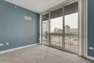 1901 S Calumet Ave, Chicago, IL 60616 - Photo 8