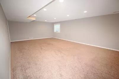 402 S McLean Street, Hudson, IL 61748 - Photo 26