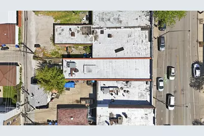 3348 W Montrose Avenue, Chicago, IL 60618 - Photo 14