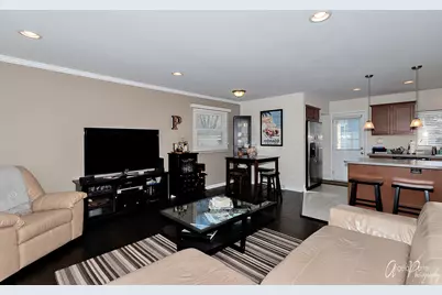 533 Bobby Lane, Mundelein, IL 60060 - Photo 12