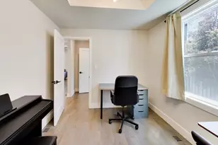 5320 N Moody Ave, Chicago, IL 60630 - Photo 14