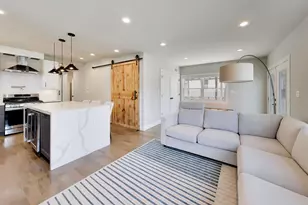 5320 N Moody Ave, Chicago, IL 60630 - Photo 10
