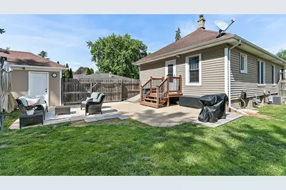 270 S Melrose Avenue, Elgin, IL 60123 - Photo 22