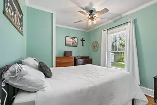 270 S Melrose Ave, Elgin, IL 60123 - Photo 16