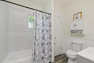 270 S Melrose Ave, Elgin, IL 60123 - Photo 14