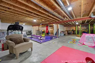 2231 Lundquist Dr, Aurora, IL 60503 - Photo 20
