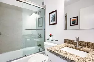 3200 N Lake Shore Dr, Chicago, IL 60657 - Photo 20