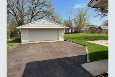 19050 John Avenue, Country Club Hills, IL 60478 - Photo 24