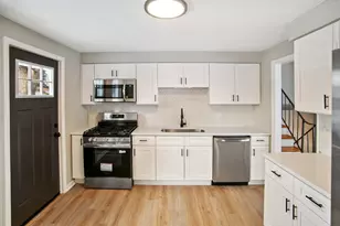 19050 John Ave, Country Club Hills, IL 60478 - Photo 6