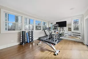 1352 N La Salle Dr, Chicago, IL 60610 - Photo 38