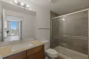 1134 W Granville Ave, Chicago, IL 60660 - Photo 8