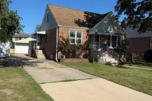 4023 Kolze Ave, Schiller Park, IL 60176 - Photo 2