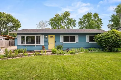14 Hampton Road, Montgomery, IL 60538 - Photo 2