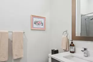 1536 W Walton St, Chicago, IL 60642 - Photo 14
