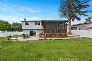 345 Hillcrest Ln, Lombard, IL 60148 - Photo 22