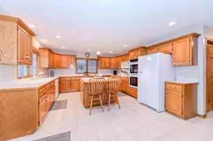 18816 S Chestnut Dr, Shorewood, IL 60404 - Photo 26