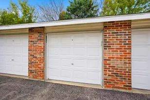 4404 W Shamrock Ln, McHenry, IL 60050 - Photo 24