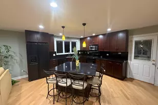 12118 W Somerset Rd, Orland Park, IL 60467 - Photo 4