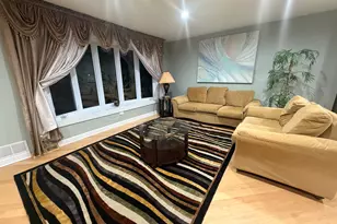 12118 W Somerset Rd, Orland Park, IL 60467 - Photo 2