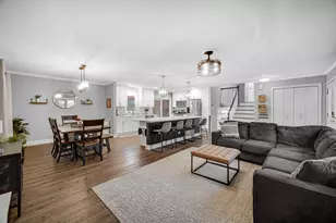 8601 Bethany Ln, Tinley Park, IL 60487 - Photo 2