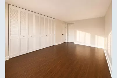 6670 S Brainard Avenue #204, Countryside, IL 60525 - Photo 4