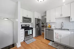 4656 25th Ave, Schiller Park, IL 60176 - Photo 8