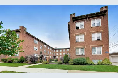 4822 W Hutchinson Street #9B, Chicago, IL 60641 - Photo 2