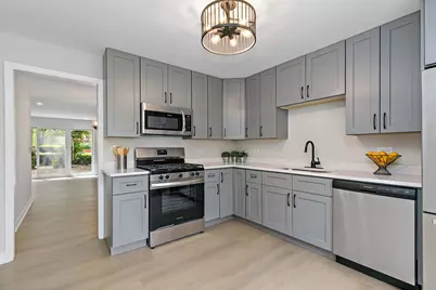 2013 Post Oak Place, Schaumburg, IL 60173 - Photo 8