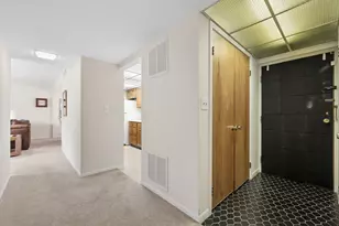 5300 Walnut Ave, Downers Grove, IL 60515 - Photo 2