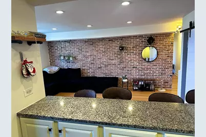 2501 W Touhy Avenue #308, Chicago, IL 60645 - Photo 6